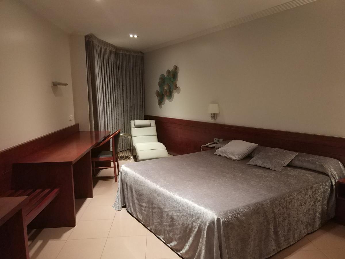 Hotel Els Noguers 만레사 외부 사진